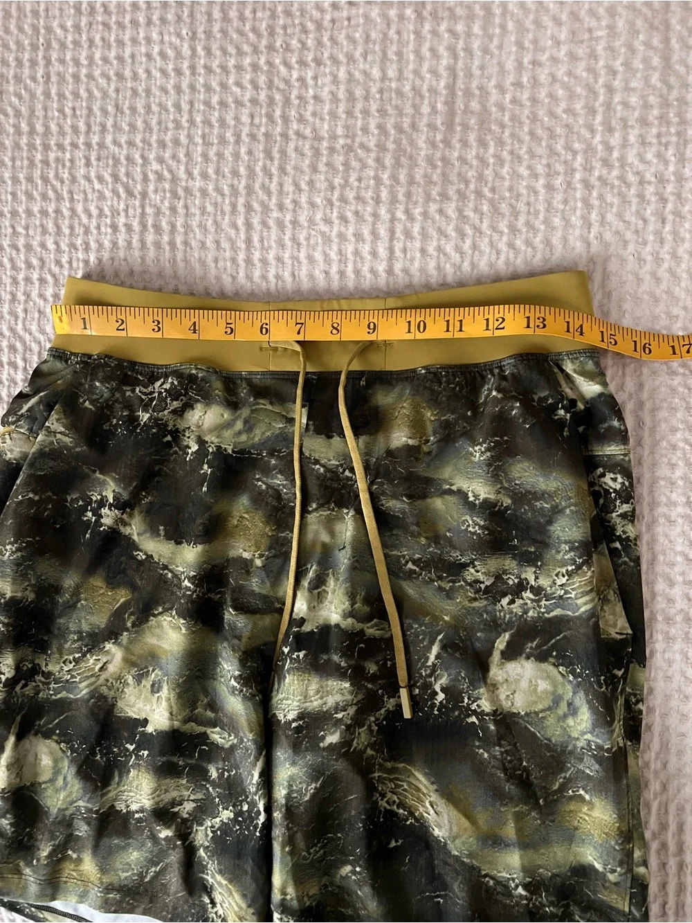 Lululemon T.H.E. Short 7